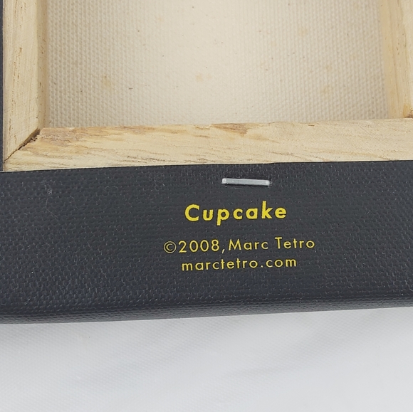 - Marc Tetro 2008 cupcakes dog print on canvas - Picture 12 of 14